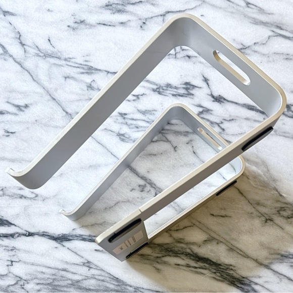Laptop Stand • Compatible with Laptops from 10 to 15” • Silver • EUC - Picture 7 of 12